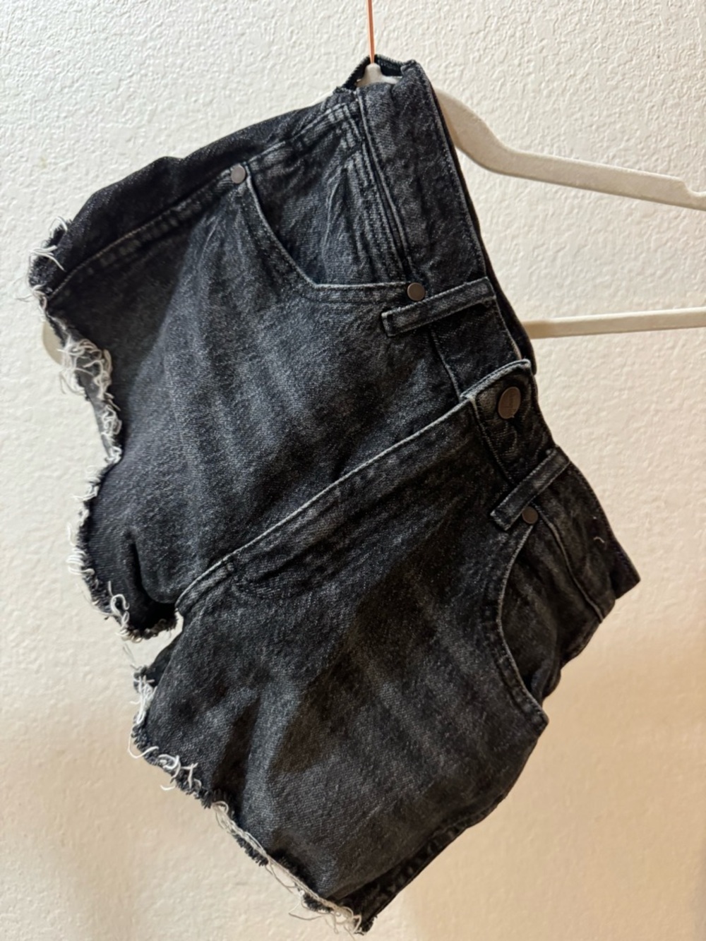 Levi's Black High-Rise Frayed Denim Festival Shorts